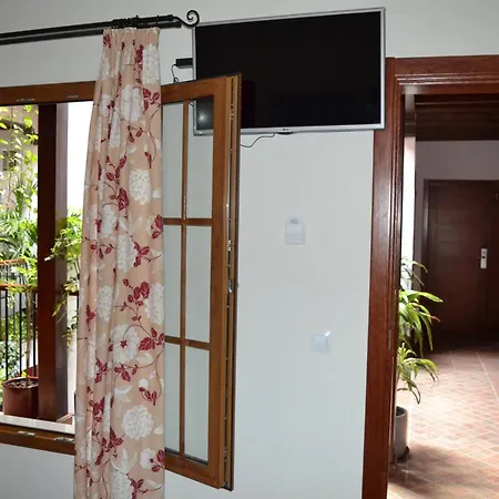 Al-andalus Guest house